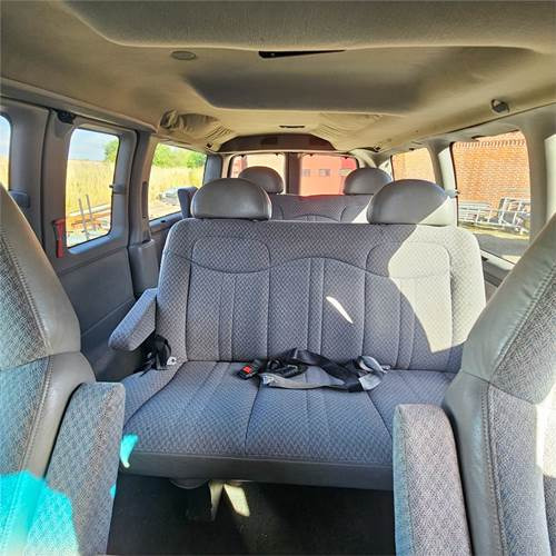 Furgoneta de pasajeros Chevrolet Express Van 2500: foto 11