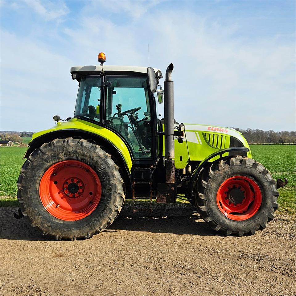 Claas ARION 640 - Tractor: foto 2 Claas ARION 640 - Tractor: foto 2