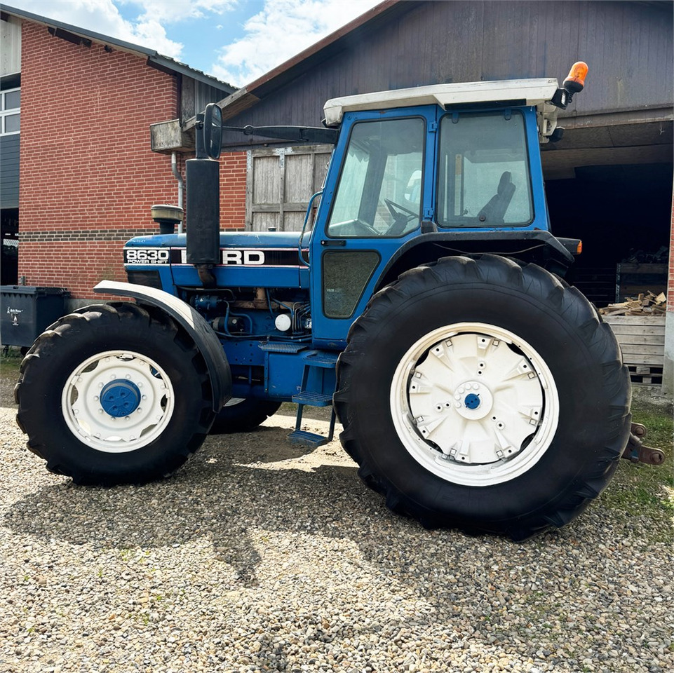 Ford 8630 - Tractor: foto 2 Ford 8630 - Tractor: foto 2