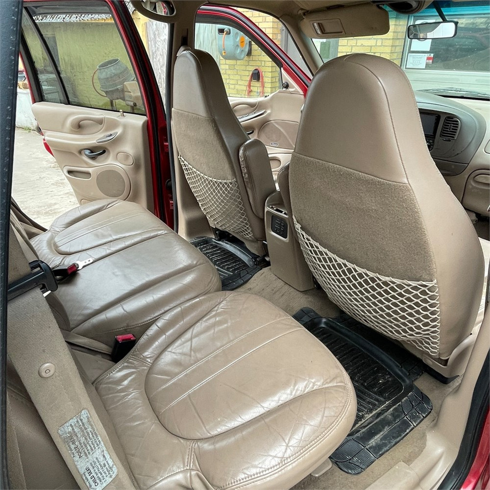 Coche Ford Expedition: foto 33