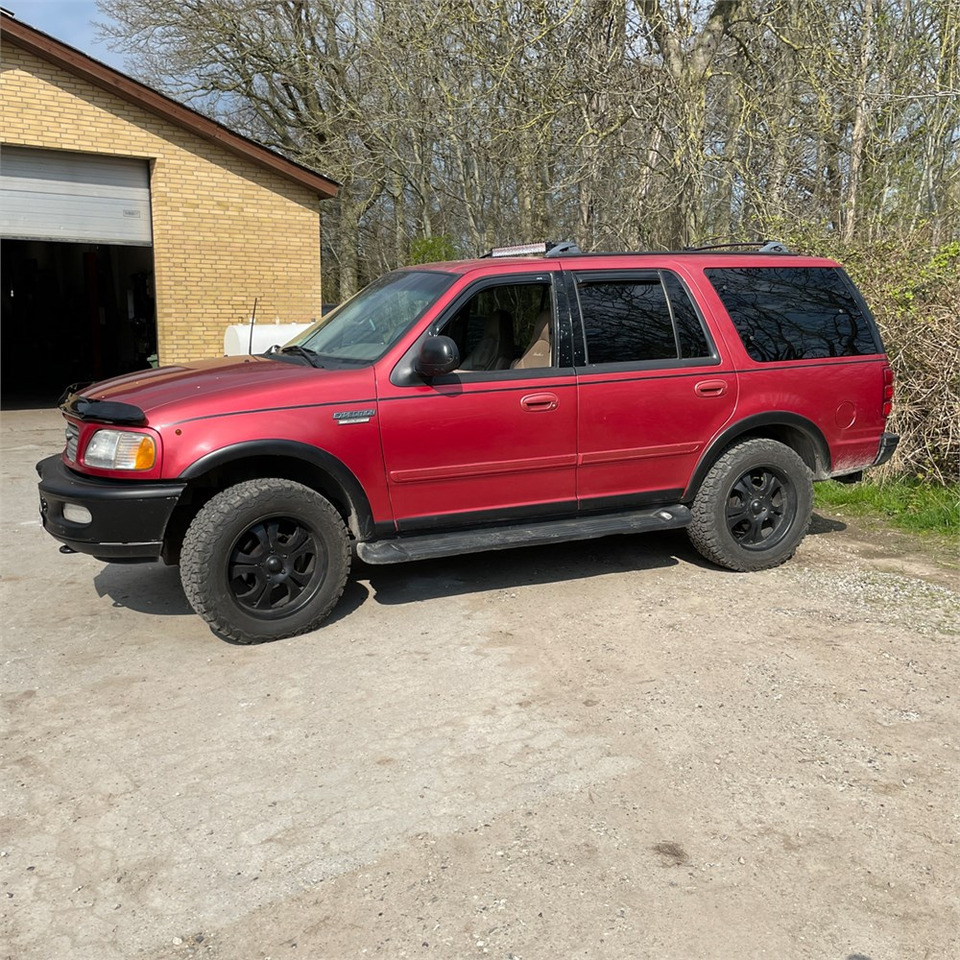 Coche Ford Expedition: foto 15