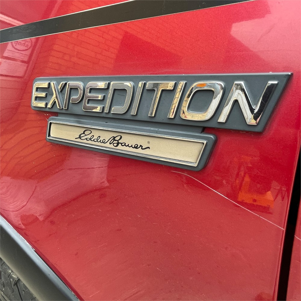 Coche Ford Expedition: foto 42