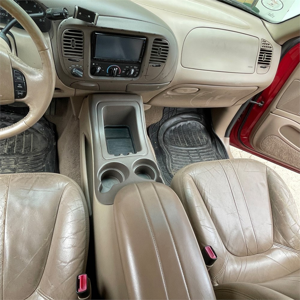 Coche Ford Expedition: foto 25