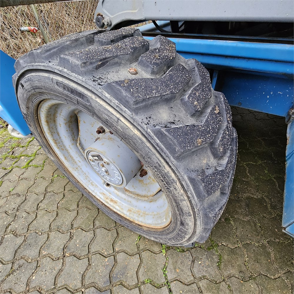 Plataforma de tijeras Genie GS-5390: foto 35
