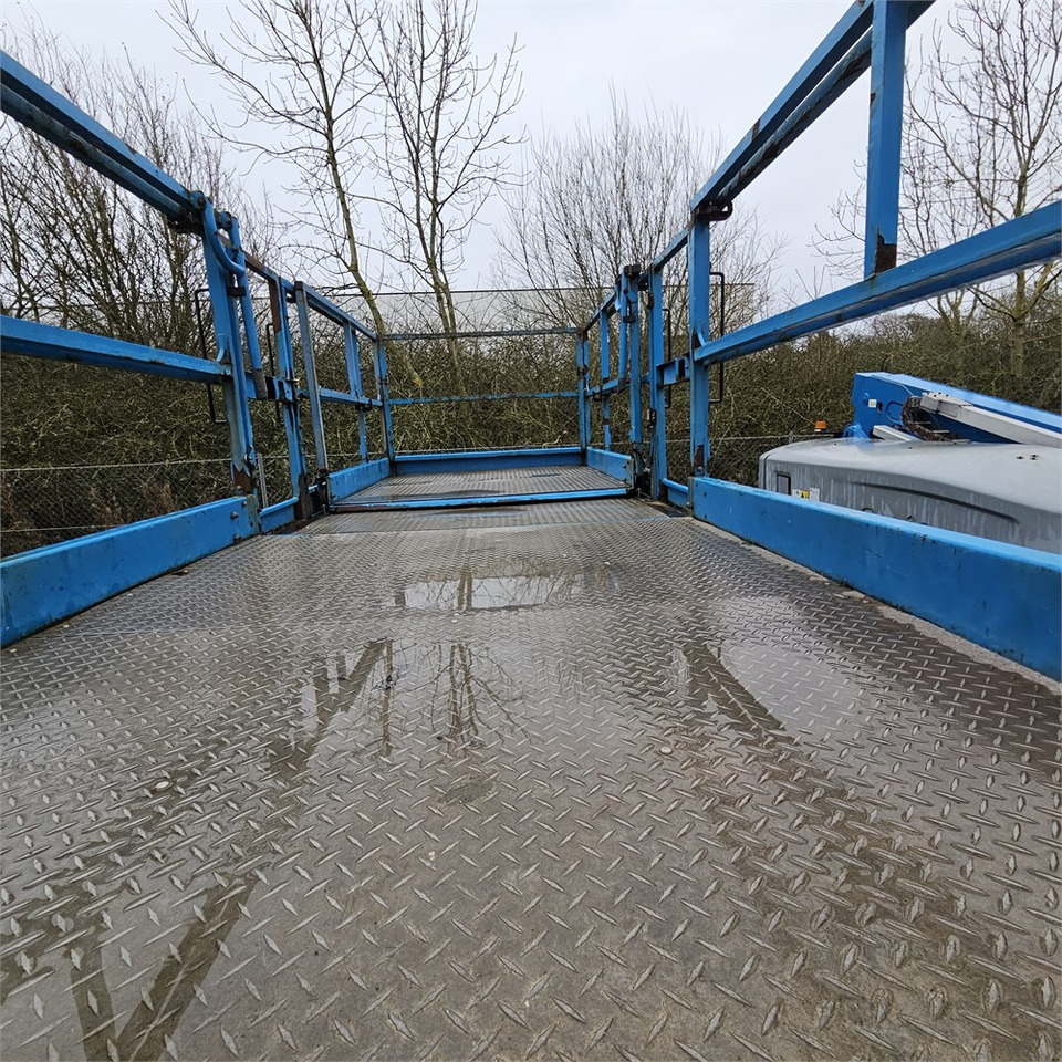 Plataforma de tijeras Genie GS-5390: foto 24