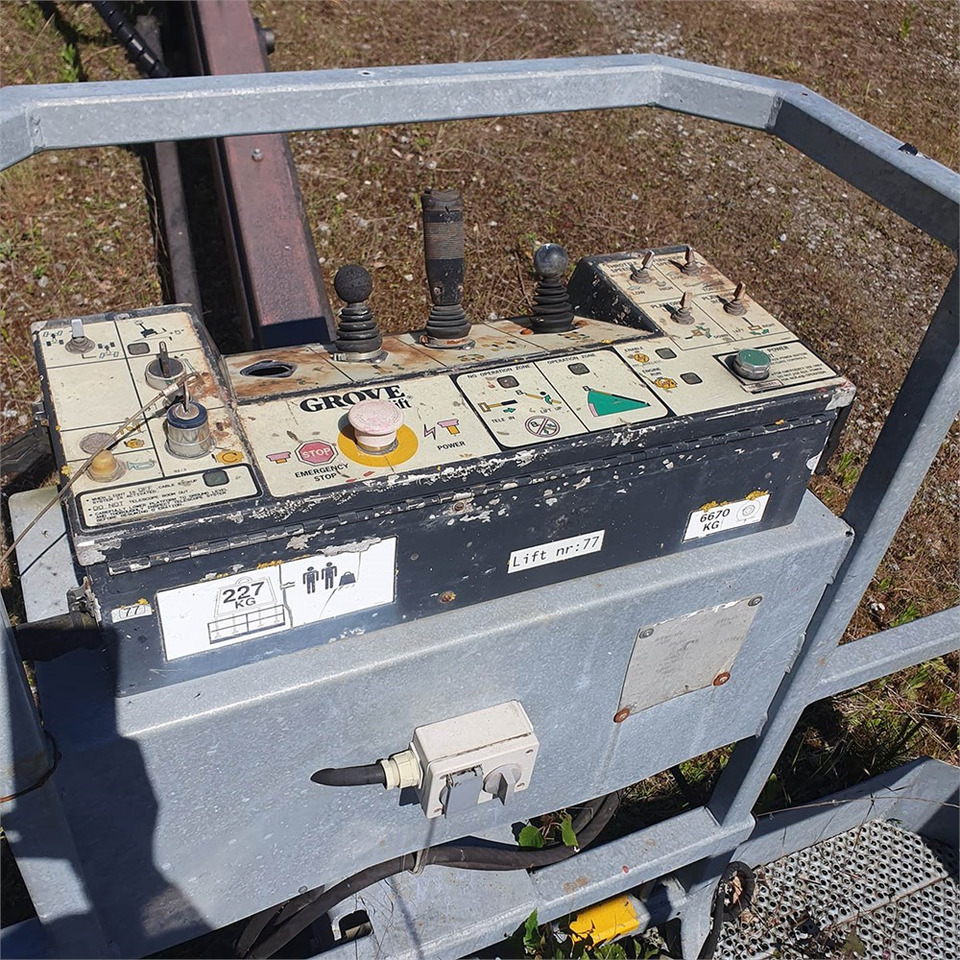 Grove MZ72 DXT - Plataforma telescopica: foto 4 Grove MZ72 DXT - Plataforma telescopica: foto 4