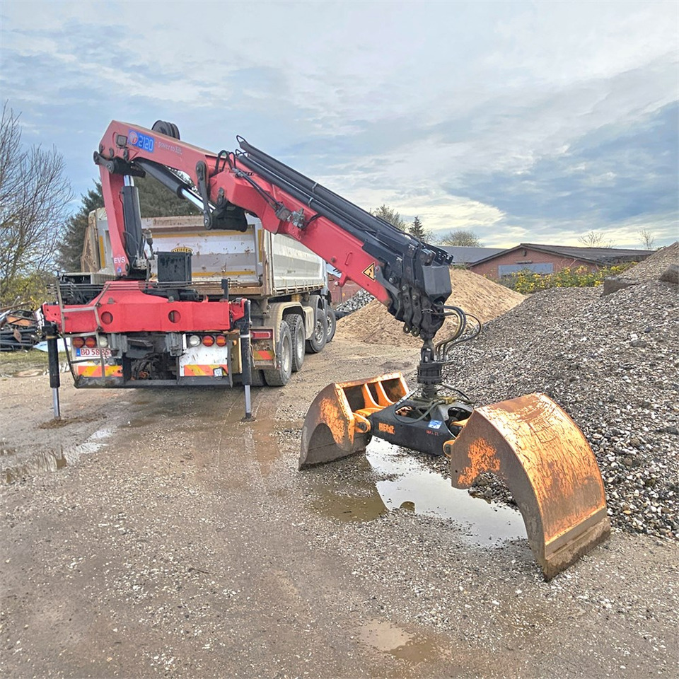 HMF 2120K-4 RC - Grúa para camión: foto 1 HMF 2120K-4 RC - Grúa para camión: foto 1