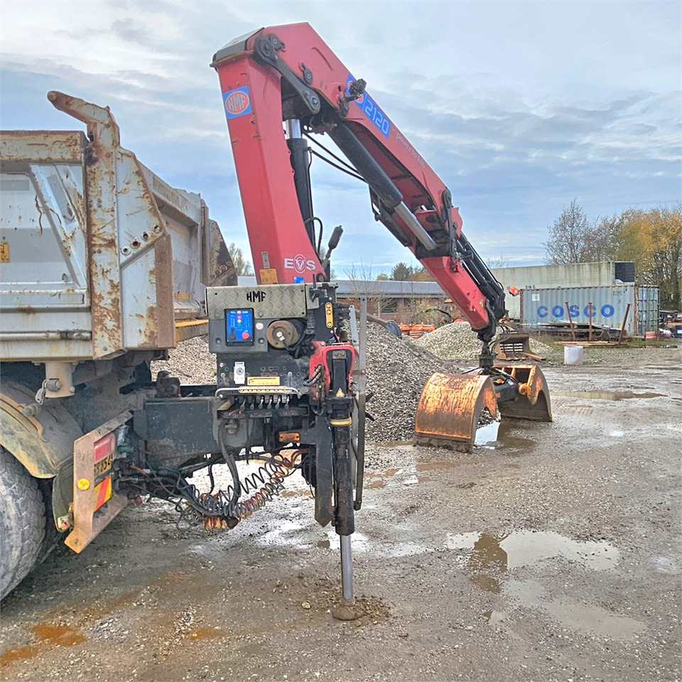 HMF 2120K-4 RC - Grúa para camión: foto 4 HMF 2120K-4 RC - Grúa para camión: foto 4