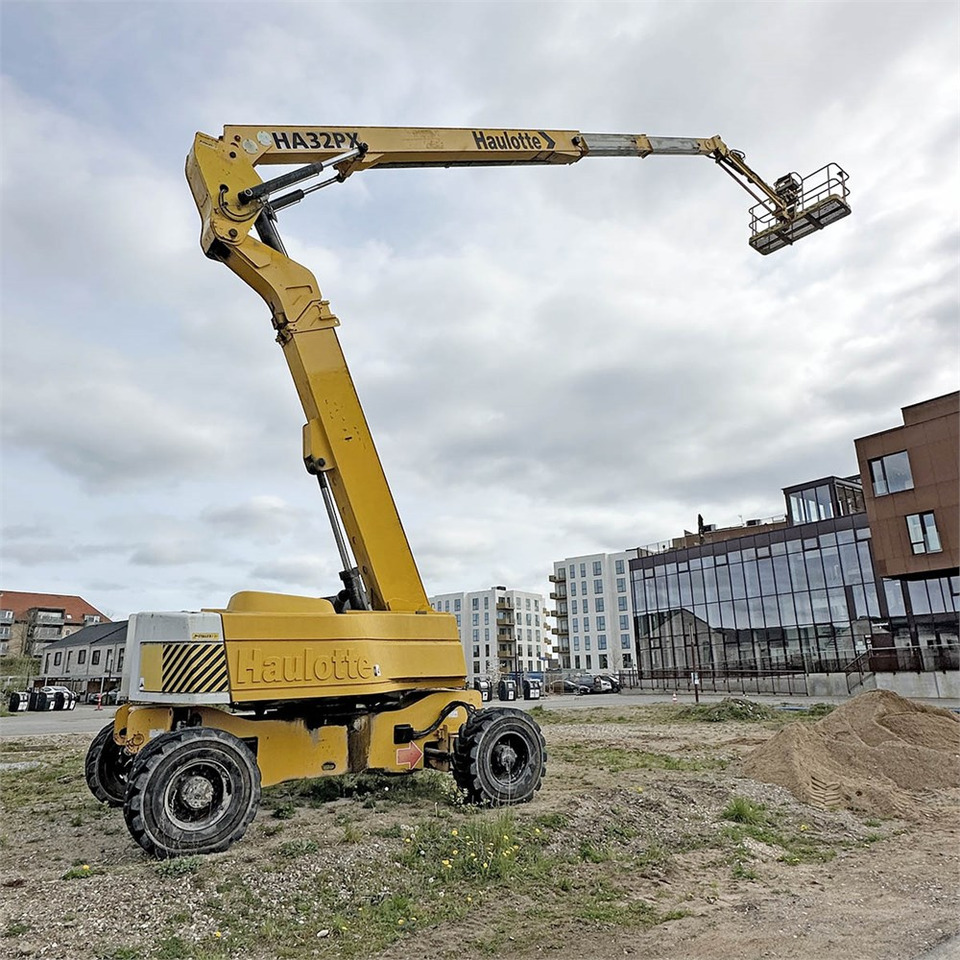 Haulotte HA32PX - Plataforma articulada: foto 1 Haulotte HA32PX - Plataforma articulada: foto 1