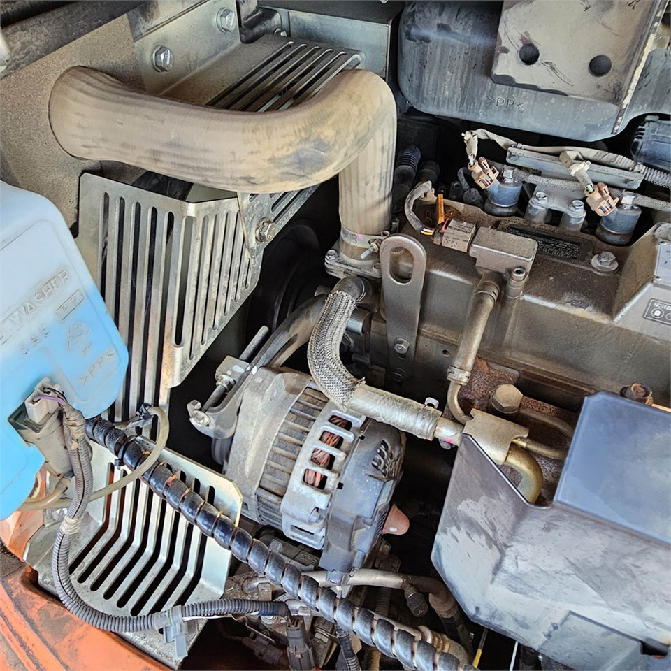 Miniexcavadora Hitachi ZX85USB-6: foto 46 Miniexcavadora Hitachi ZX85USB-6: foto 46