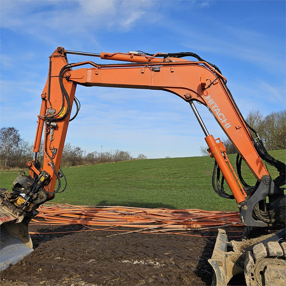 Miniexcavadora Hitachi ZX85USB-6: foto 37 Miniexcavadora Hitachi ZX85USB-6: foto 37