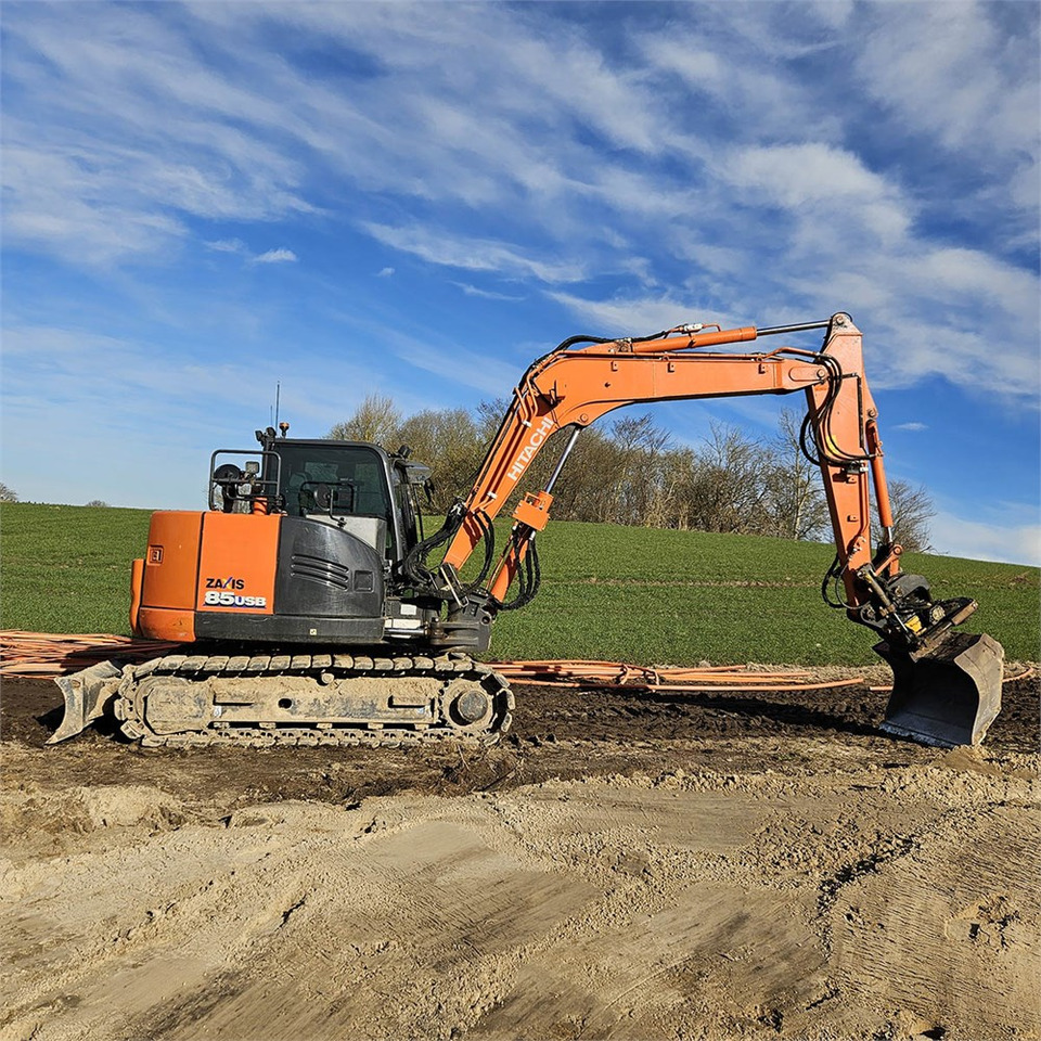 Miniexcavadora Hitachi ZX85USB-6: foto 7 Miniexcavadora Hitachi ZX85USB-6: foto 7