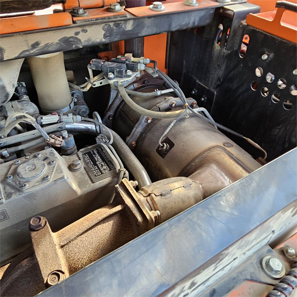 Miniexcavadora Hitachi ZX85USB-6: foto 47 Miniexcavadora Hitachi ZX85USB-6: foto 47