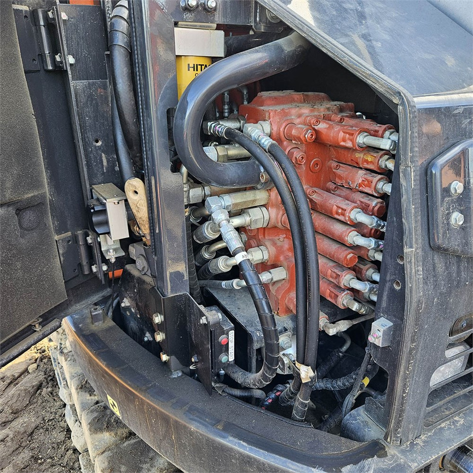 Miniexcavadora Hitachi ZX85USB-6: foto 48 Miniexcavadora Hitachi ZX85USB-6: foto 48