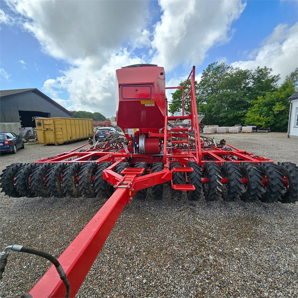 Maquinaria de siembra Horsch Pronto 6 DC: foto 8 Maquinaria de siembra Horsch Pronto 6 DC: foto 8