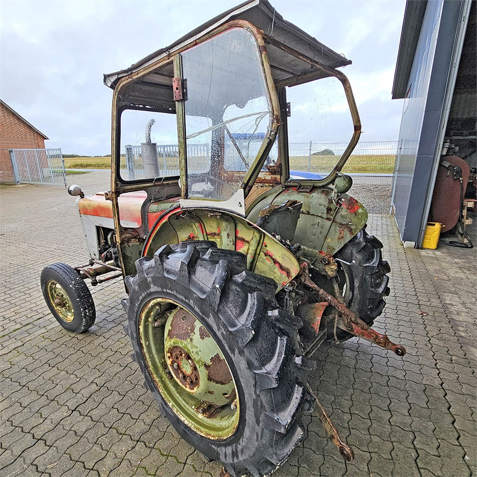 IH 276 - Tractor: foto 4 IH 276 - Tractor: foto 4