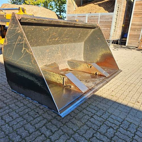 Alö 230 - Implemento para Manipulador telescópico: foto 3 Alö 230 - Implemento para Manipulador telescópico: foto 3