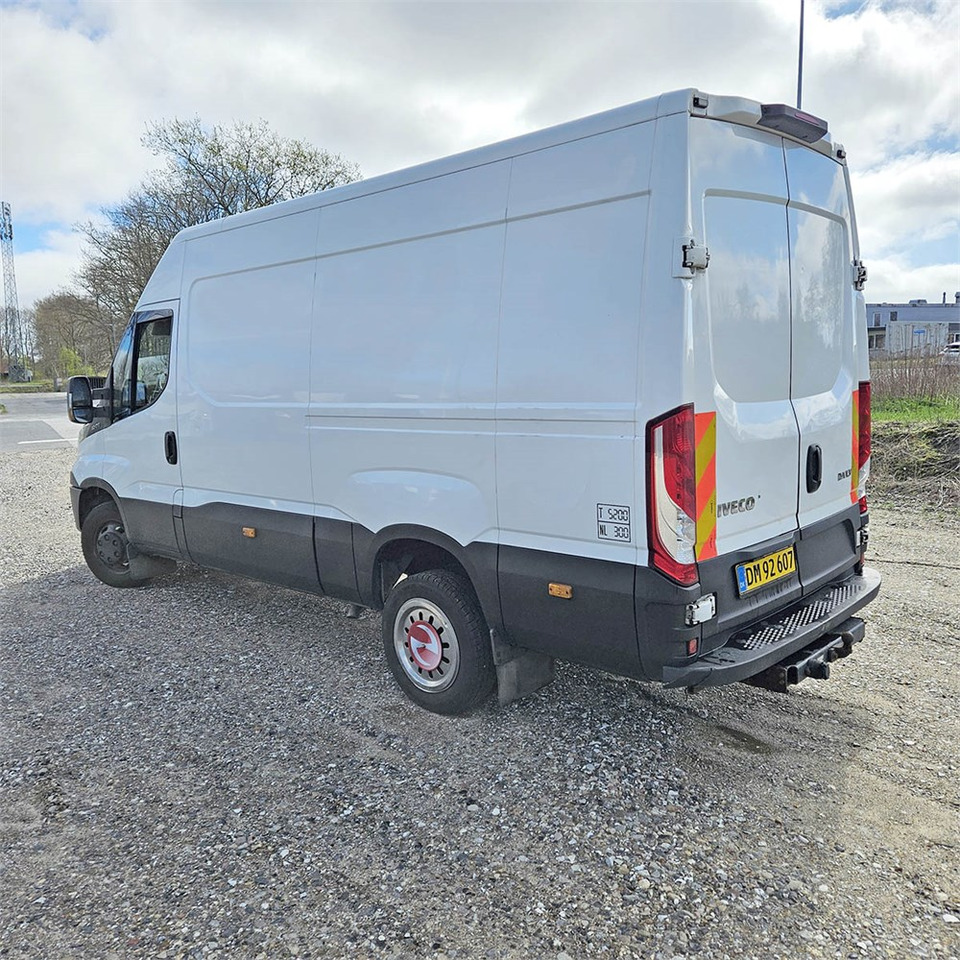 Iveco Daily 50-170 - Furgón: foto 3 Iveco Daily 50-170 - Furgón: foto 3