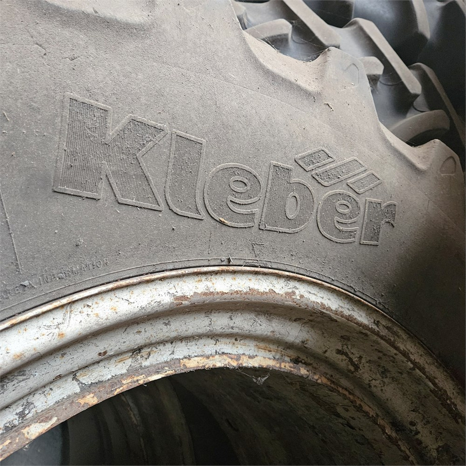 Leasing de Kleber 520/70 R38 Kleber 520/70 R38: foto 7 Leasing de Kleber 520/70 R38 Kleber 520/70 R38: foto 7