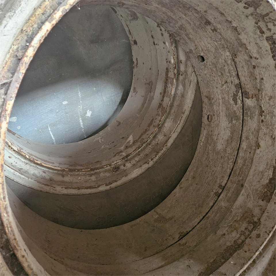 Leasing de Kleber 520/70 R38 Kleber 520/70 R38: foto 10 Leasing de Kleber 520/70 R38 Kleber 520/70 R38: foto 10