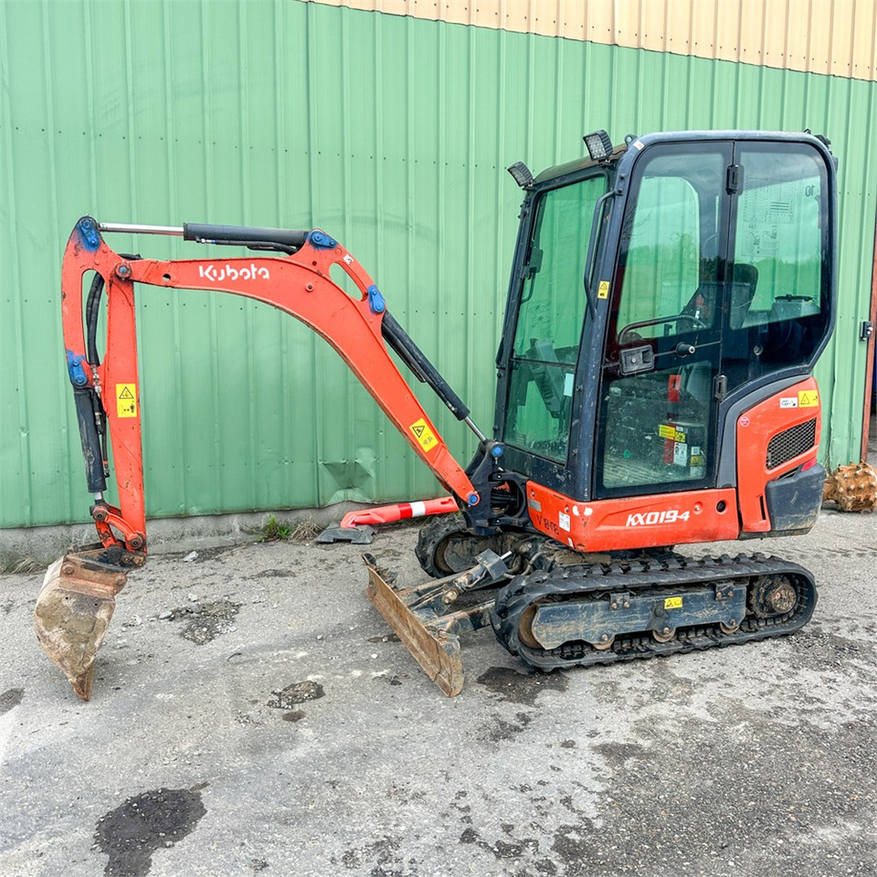 Kubota KX019-4 - Miniexcavadora: foto 1 Kubota KX019-4 - Miniexcavadora: foto 1