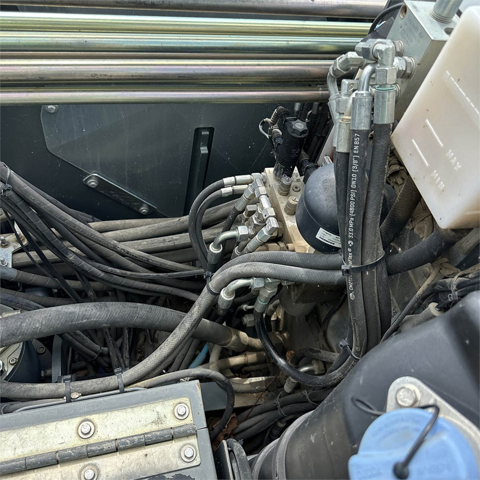 Leasing de Liebherr A 918 Litronic Liebherr A 918 Litronic: foto 28