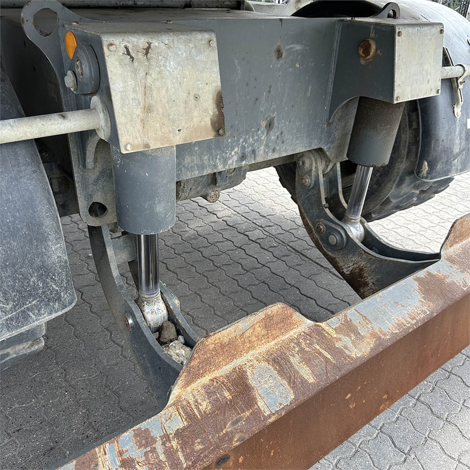 Leasing de Liebherr A 918 Litronic Liebherr A 918 Litronic: foto 41