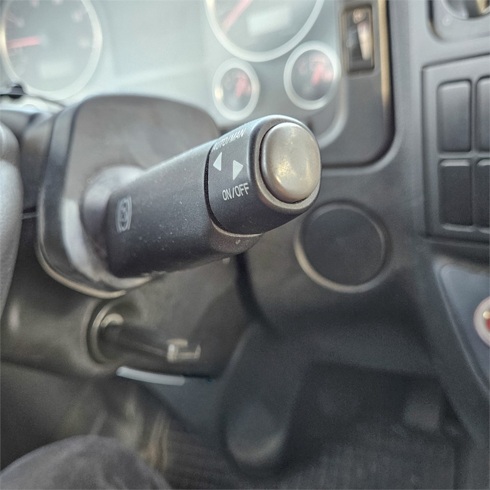 Camión caja cerrada MAN TGL 12.250: foto 31