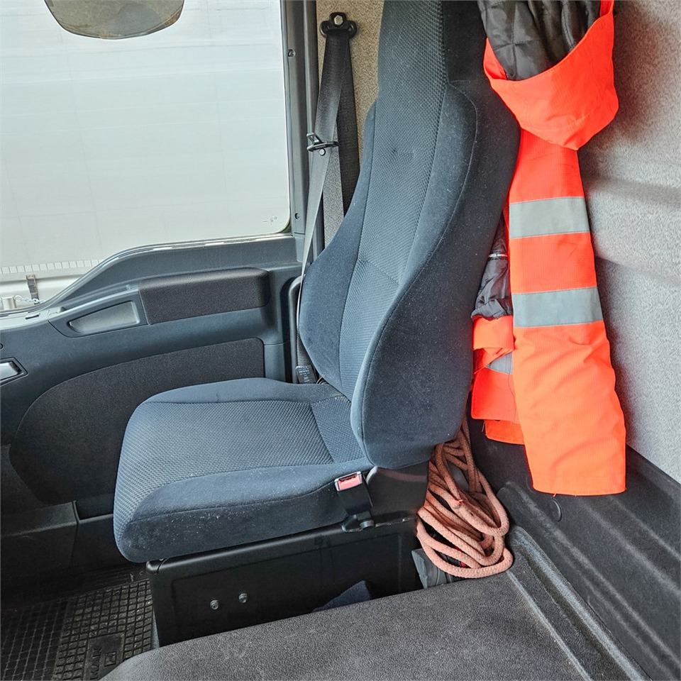 Camión caja cerrada MAN TGL 12.250: foto 18