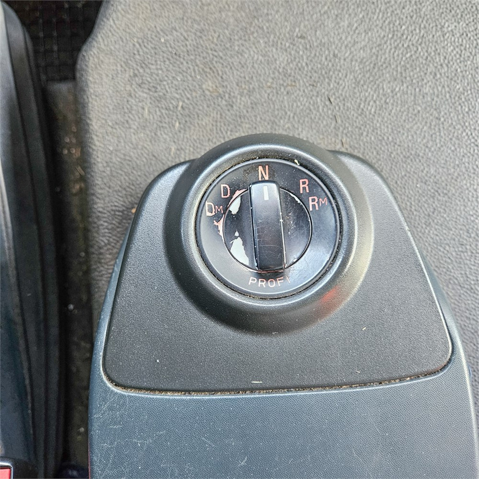 Camión caja cerrada MAN TGL 12.250: foto 33