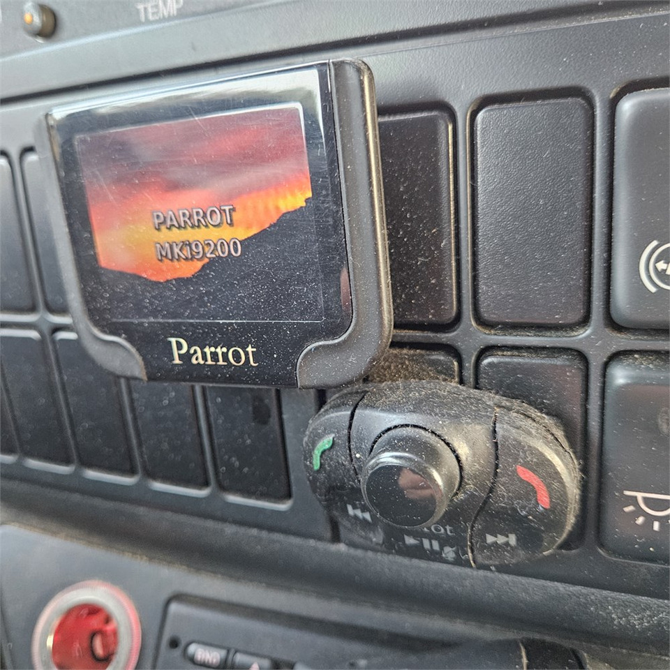 Camión caja cerrada MAN TGL 12.250: foto 28