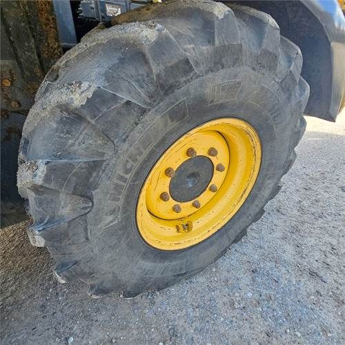 Grader New Holland F 106.7A: foto 50