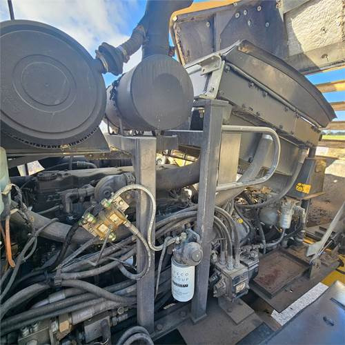 Grader New Holland F 106.7A: foto 29