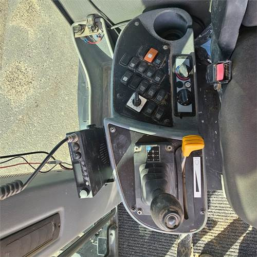Grader New Holland F 106.7A: foto 11