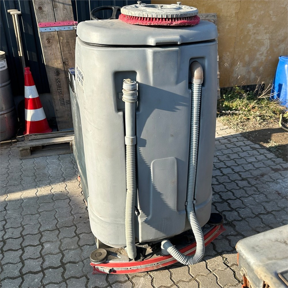 Nilfisk BR 755 - Fregadora: foto 4 Nilfisk BR 755 - Fregadora: foto 4