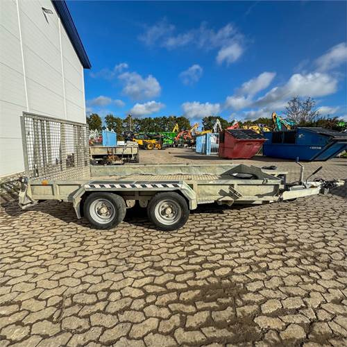 Nugent P3718 - Remolque de coche: foto 3 Nugent P3718 - Remolque de coche: foto 3