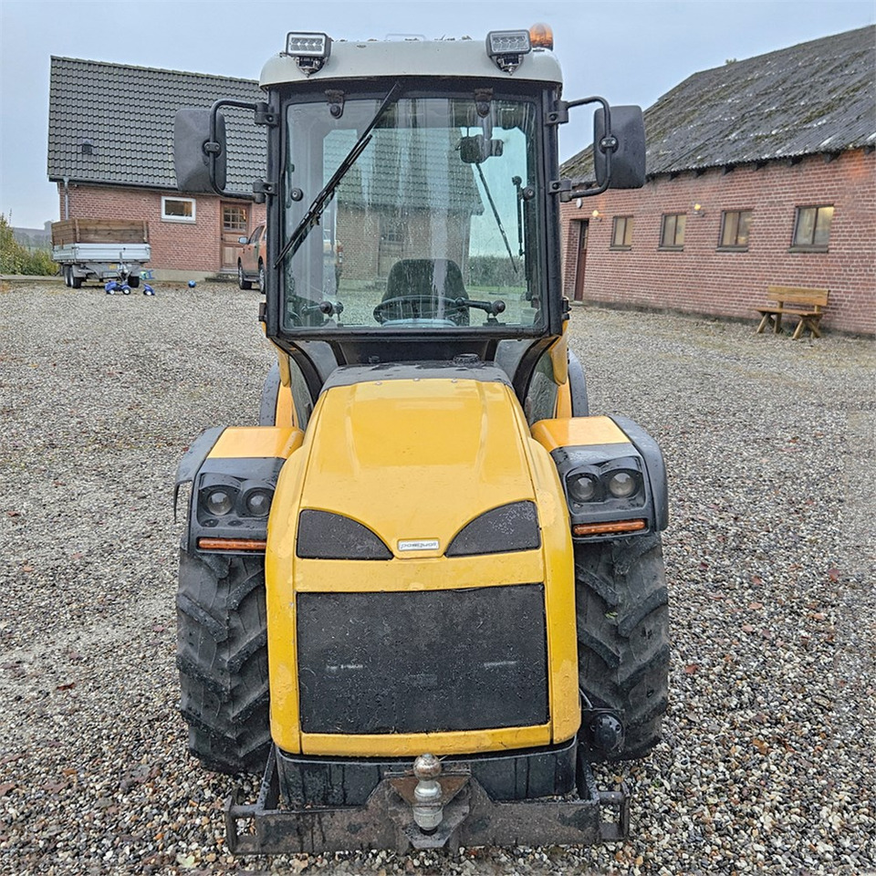 Pasquali 7.95 Orion - Tractor municipal: foto 2 Pasquali 7.95 Orion - Tractor municipal: foto 2