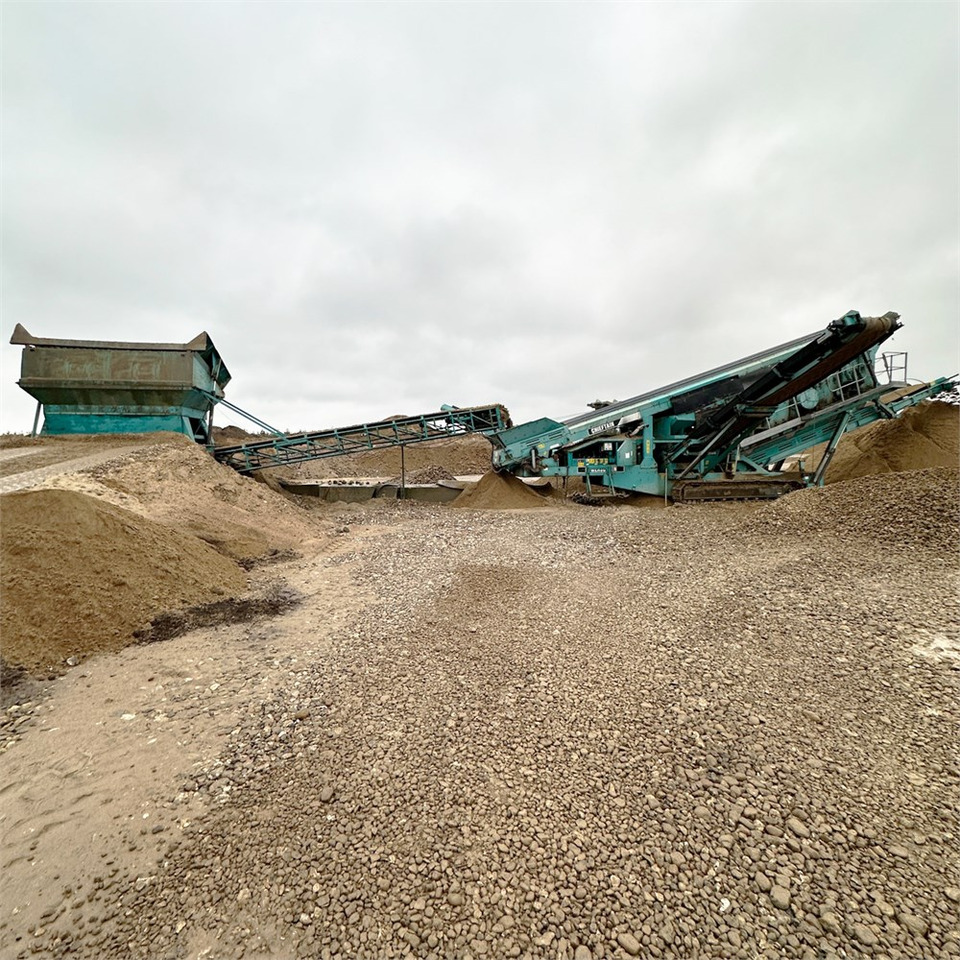 Powerscreen Chieftain 2400 - Cribadora: foto 3 Powerscreen Chieftain 2400 - Cribadora: foto 3