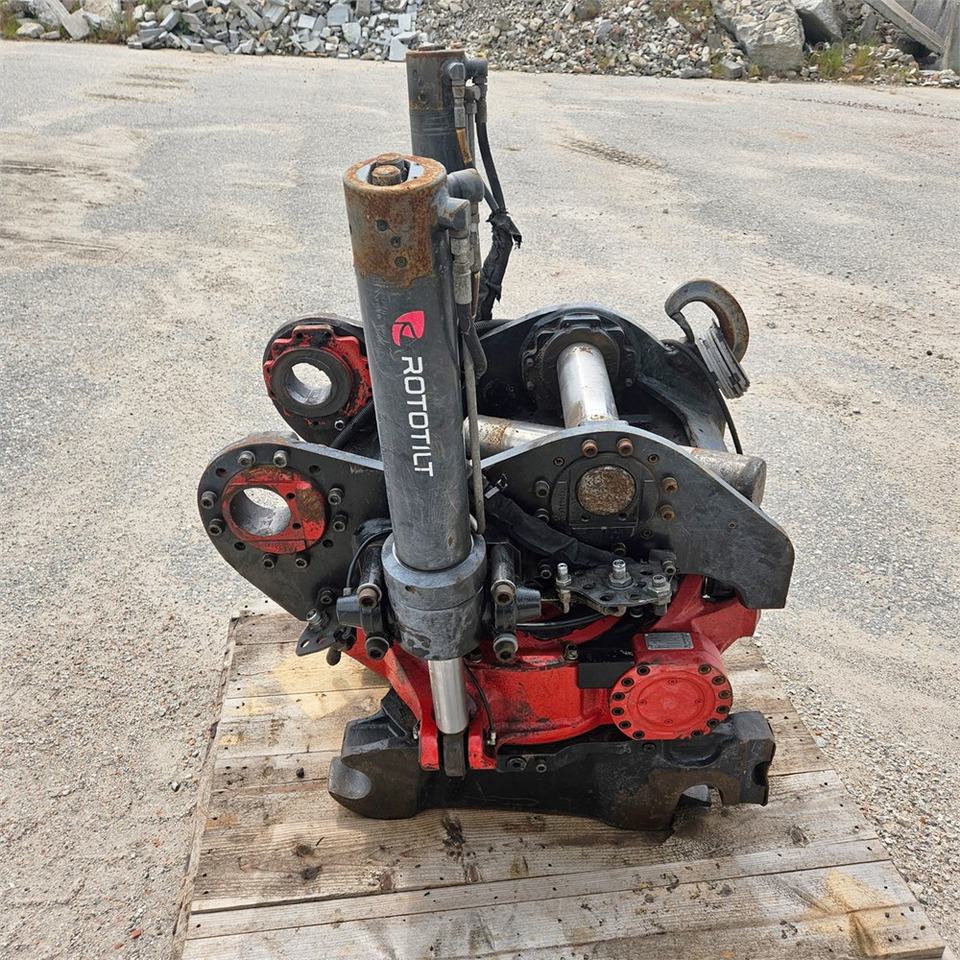 Rototilt R6 - Rotor basculante para Excavadora: foto 2 Rototilt R6 - Rotor basculante para Excavadora: foto 2