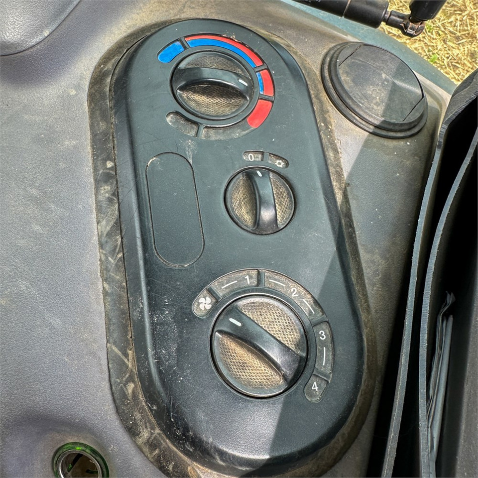 Tractor Same Eron 130: foto 21 Tractor Same Eron 130: foto 21