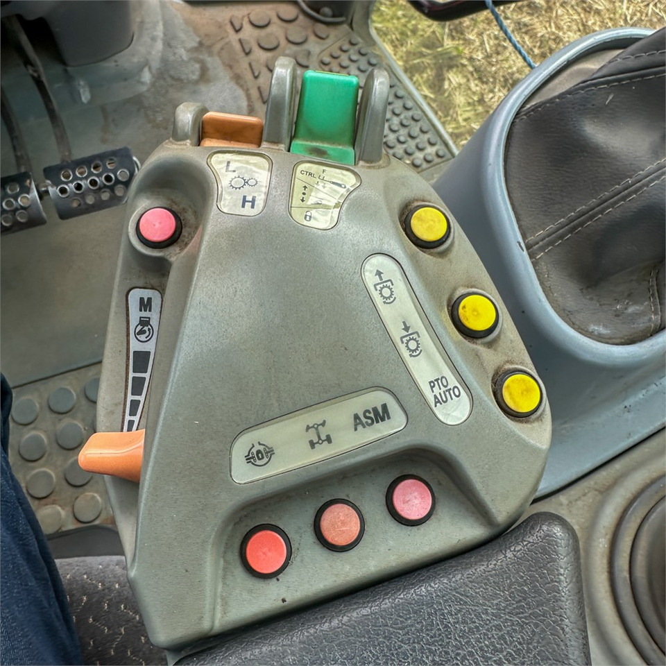 Tractor Same Eron 130: foto 16 Tractor Same Eron 130: foto 16