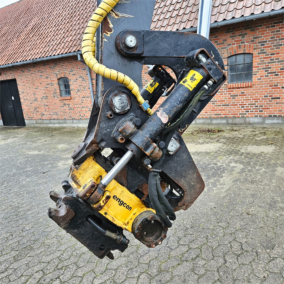 Schaeff-Terex TW110 - Excavadora de ruedas: foto 4 Schaeff-Terex TW110 - Excavadora de ruedas: foto 4