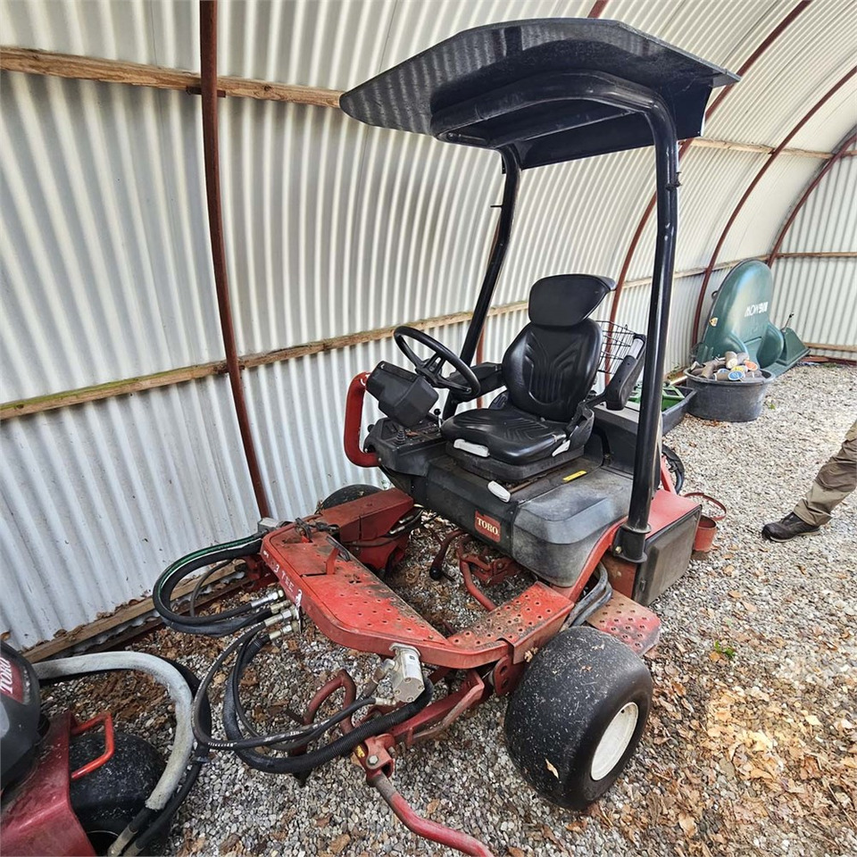 Toro Greensmaster 3250-D - Cortacésped: foto 2 Toro Greensmaster 3250-D - Cortacésped: foto 2