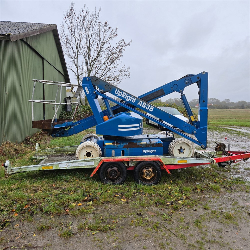 UpRight AB38 - Plataforma articulada: foto 5 UpRight AB38 - Plataforma articulada: foto 5