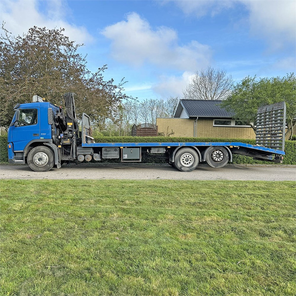 Volvo FM 330 6x2 - Grua de remolque autos: foto 3 Volvo FM 330 6x2 - Grua de remolque autos: foto 3