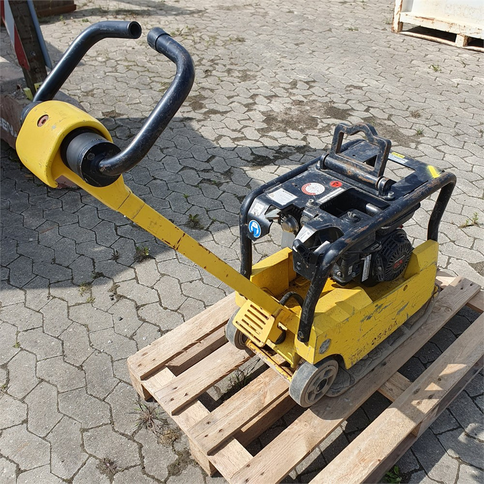 Wacker Neuson BPU 2540A - Plancha reversible: foto 1 Wacker Neuson BPU 2540A - Plancha reversible: foto 1