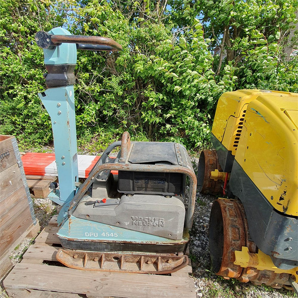 Wacker Neuson DPU4545 - Plancha reversible: foto 2 Wacker Neuson DPU4545 - Plancha reversible: foto 2
