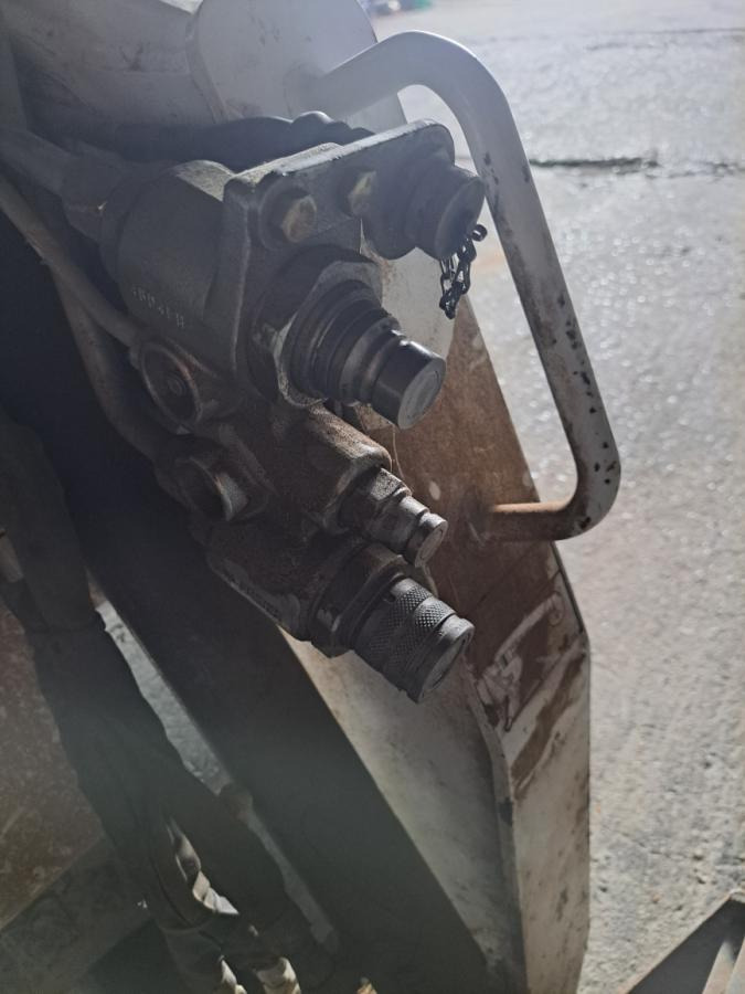 Bobcat T 450 - Cargadora de cadenas: foto 4 Bobcat T 450 - Cargadora de cadenas: foto 4