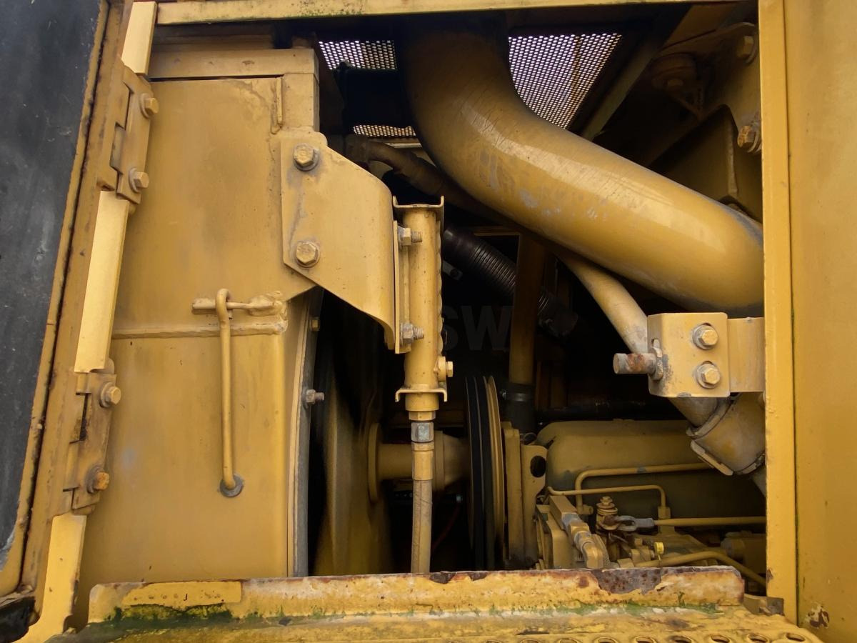 Cargadora de cadenas Caterpillar 963B: foto 19