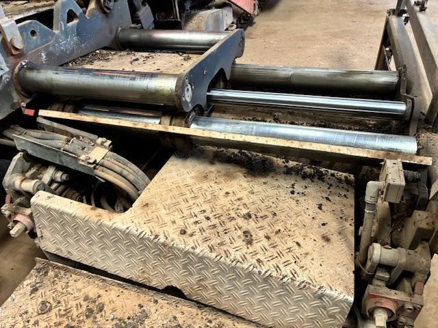 Pavimentadora de asfalto Dynapac F 141C: foto 11 Pavimentadora de asfalto Dynapac F 141C: foto 11